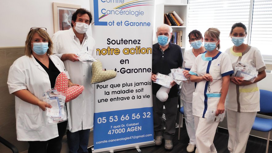 Le comité de cancérologie offre coussins et masques